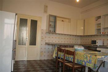 Esmera Appartement *
