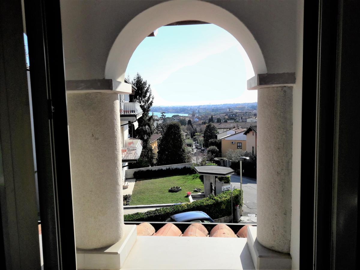 Esmera Appartement Desenzano del Garda